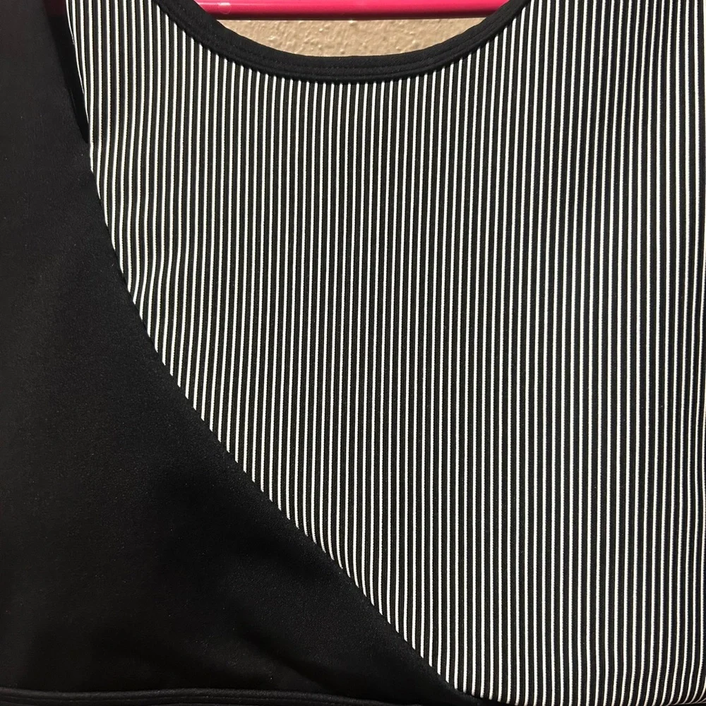 NWOT‎ ZYIA Sports Bra